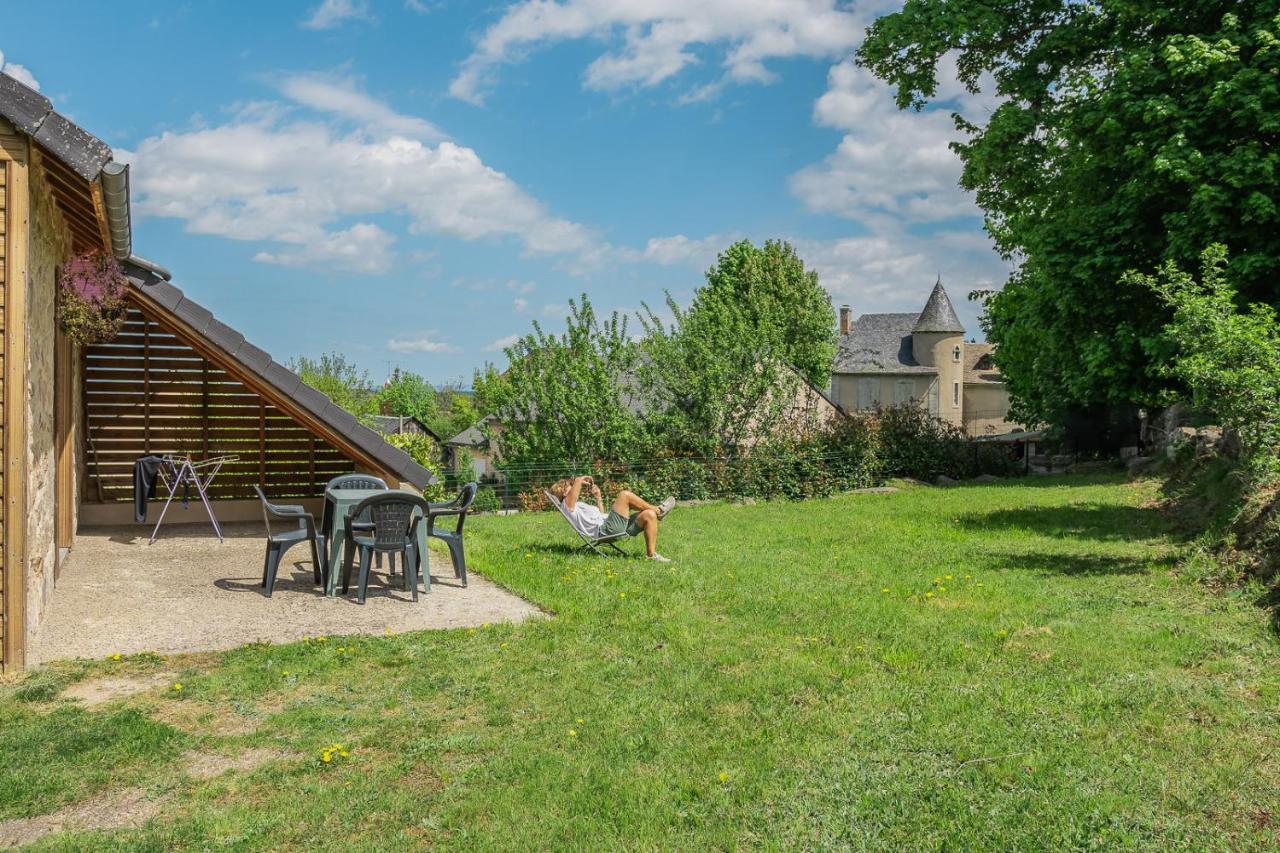 Village De Gites Les Chalets De L'Aubrac Aumont-Aubrac Dış mekan fotoğraf
