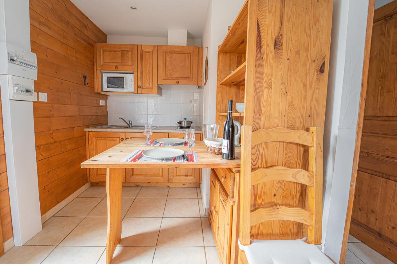 Village De Gites Les Chalets De L'Aubrac Aumont-Aubrac Dış mekan fotoğraf