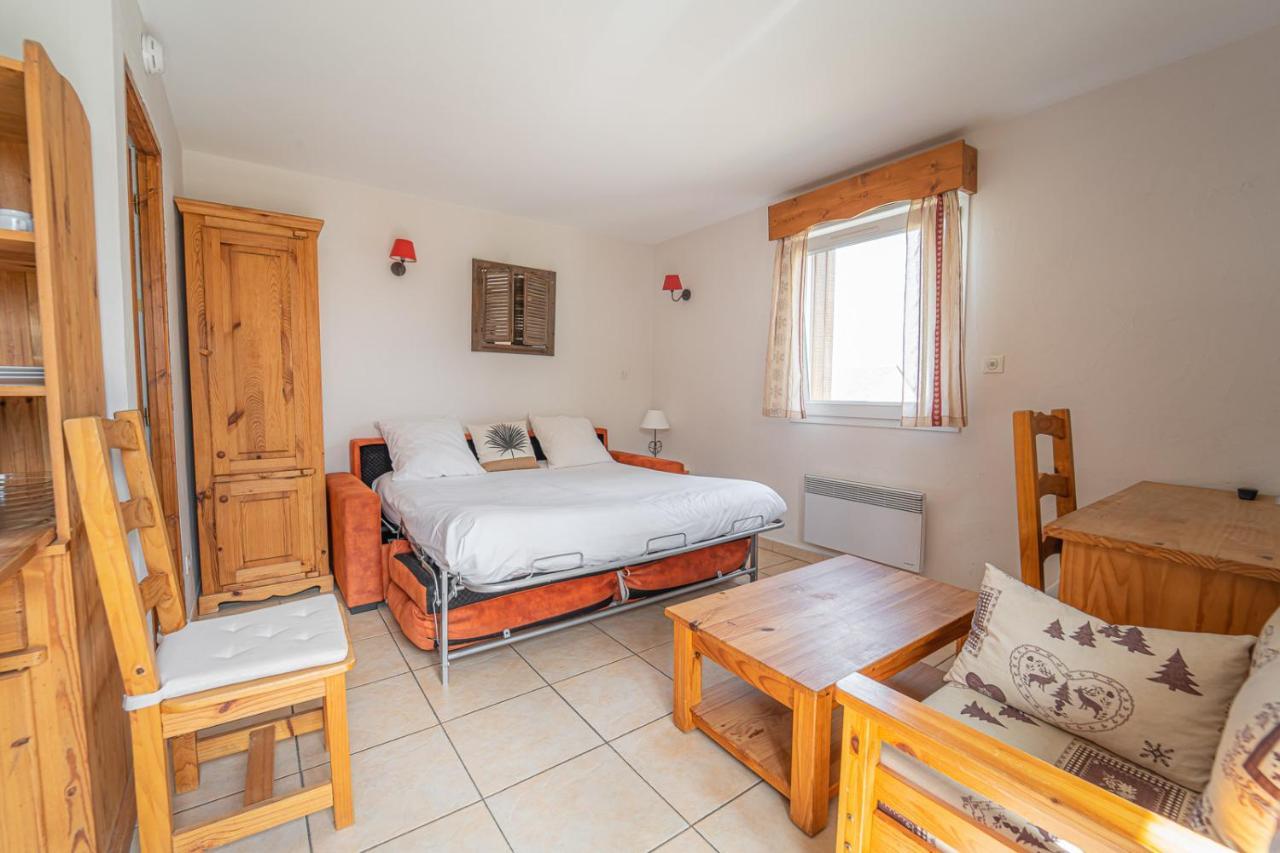 Village De Gites Les Chalets De L'Aubrac Aumont-Aubrac Dış mekan fotoğraf